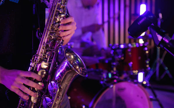 My Tribute to the Saxophone - Claudia Tesorino